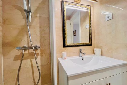 fc8efc6b06b8f723797c6ab6be36a308 - 14