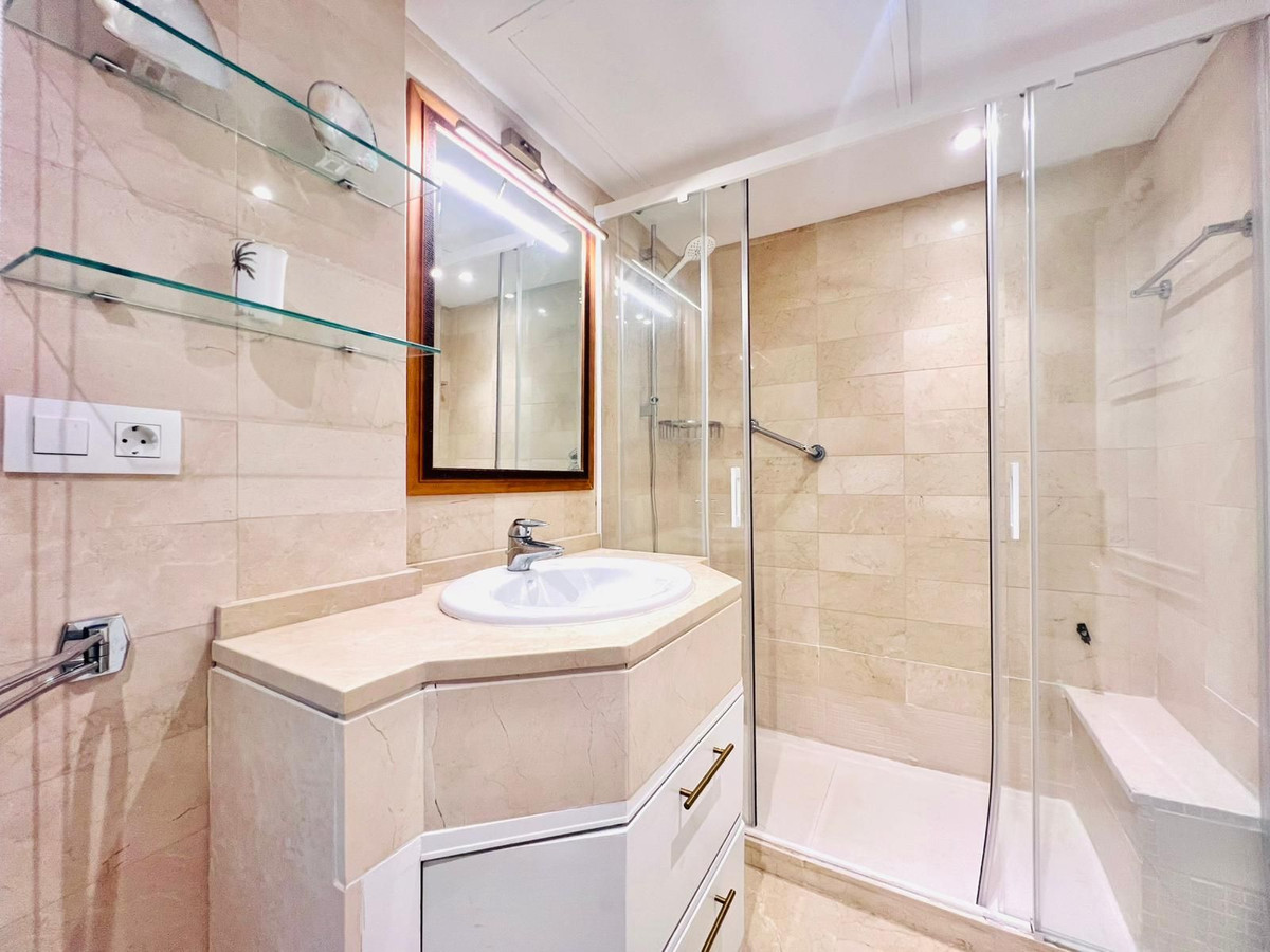 fc8efc6b06b8f723797c6ab6be36a308 - 16