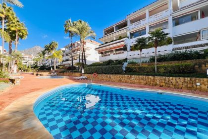 fc8efc6b06b8f723797c6ab6be36a308 - 19