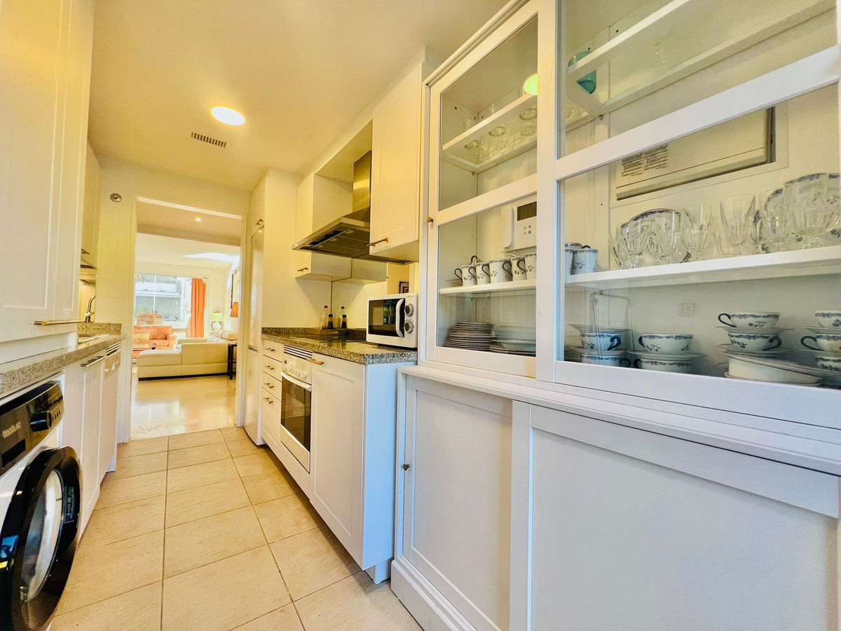 fc8efc6b06b8f723797c6ab6be36a308 - 9