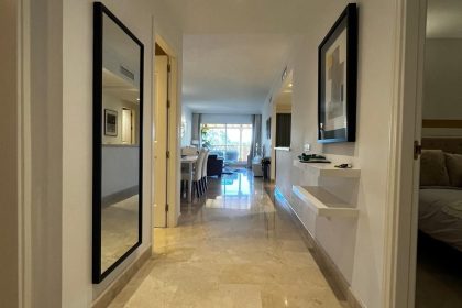 fcbc9a69f5912ce7ba7f6e9129891dda - 1