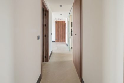 fcd4daad4985d73055824d9f3a99034b - 10