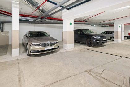 fcd4daad4985d73055824d9f3a99034b - 17