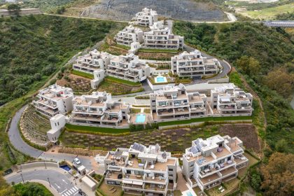 fcd4daad4985d73055824d9f3a99034b - 2