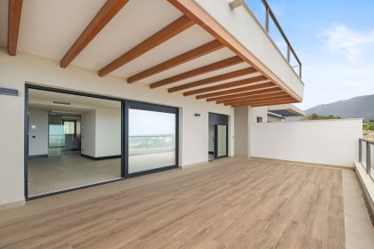 fcd4daad4985d73055824d9f3a99034b - 20