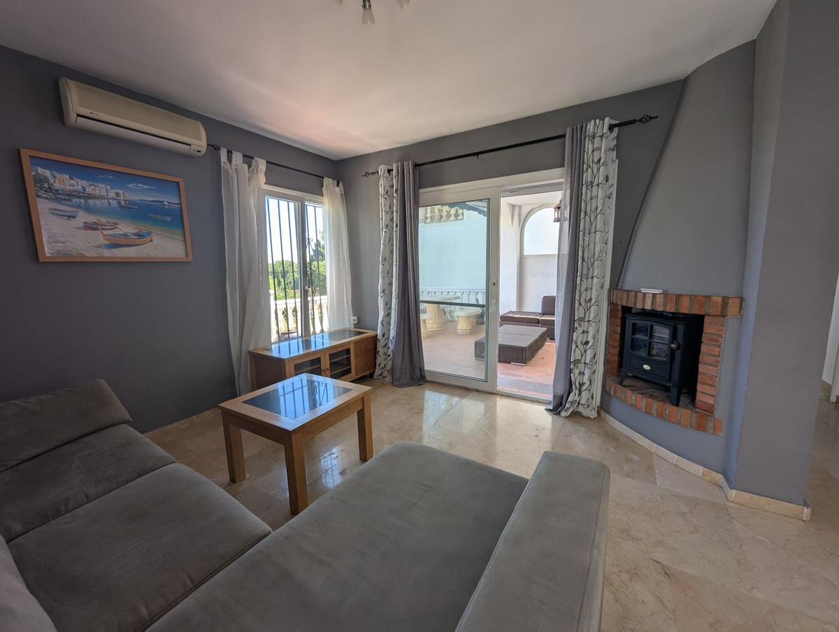 fcf338602a612eea9c297d6a44b095d3 - 21