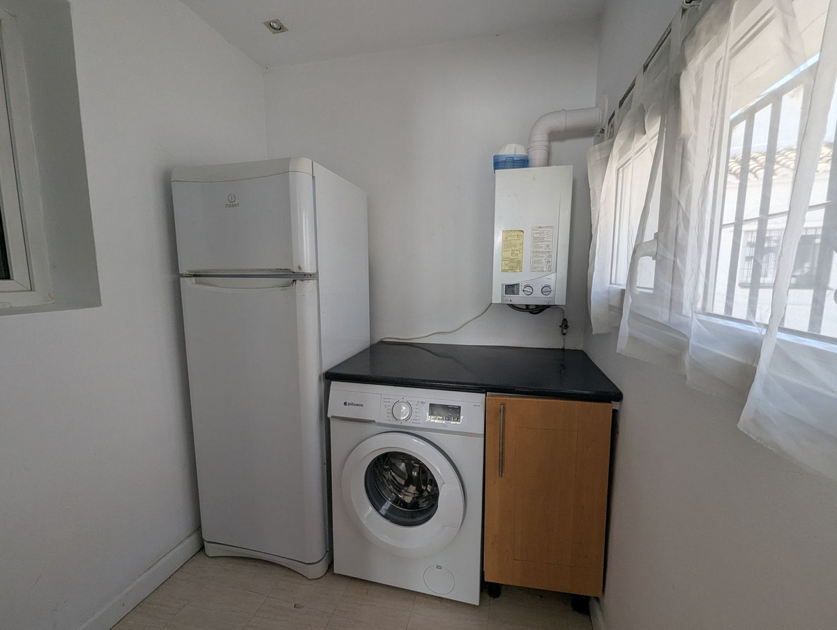 fcf338602a612eea9c297d6a44b095d3 - 25