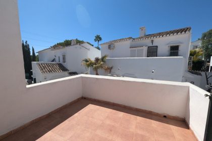 fcf338602a612eea9c297d6a44b095d3 - 34