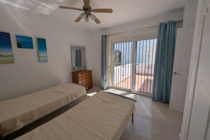 fcf338602a612eea9c297d6a44b095d3 - 41