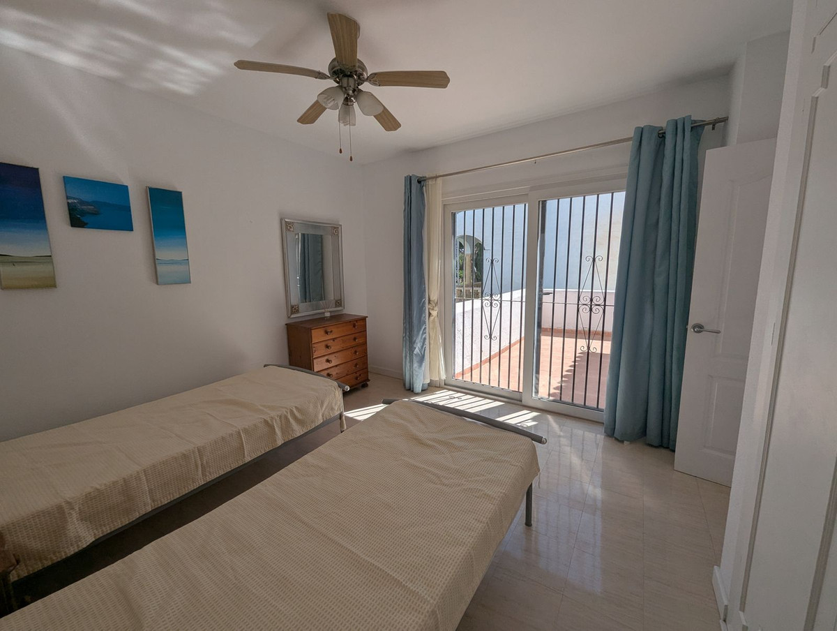 fcf338602a612eea9c297d6a44b095d3 - 41