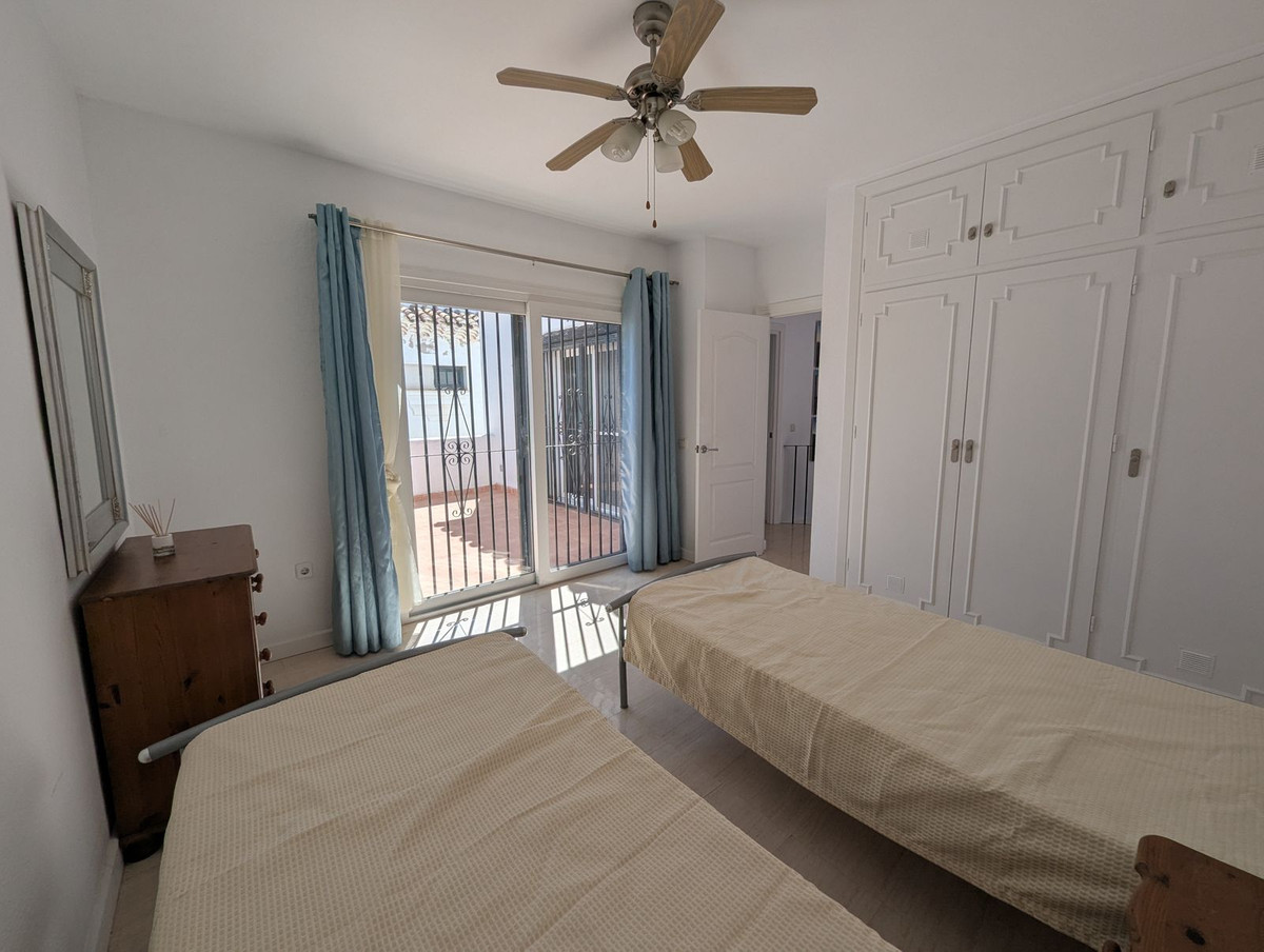 fcf338602a612eea9c297d6a44b095d3 - 42