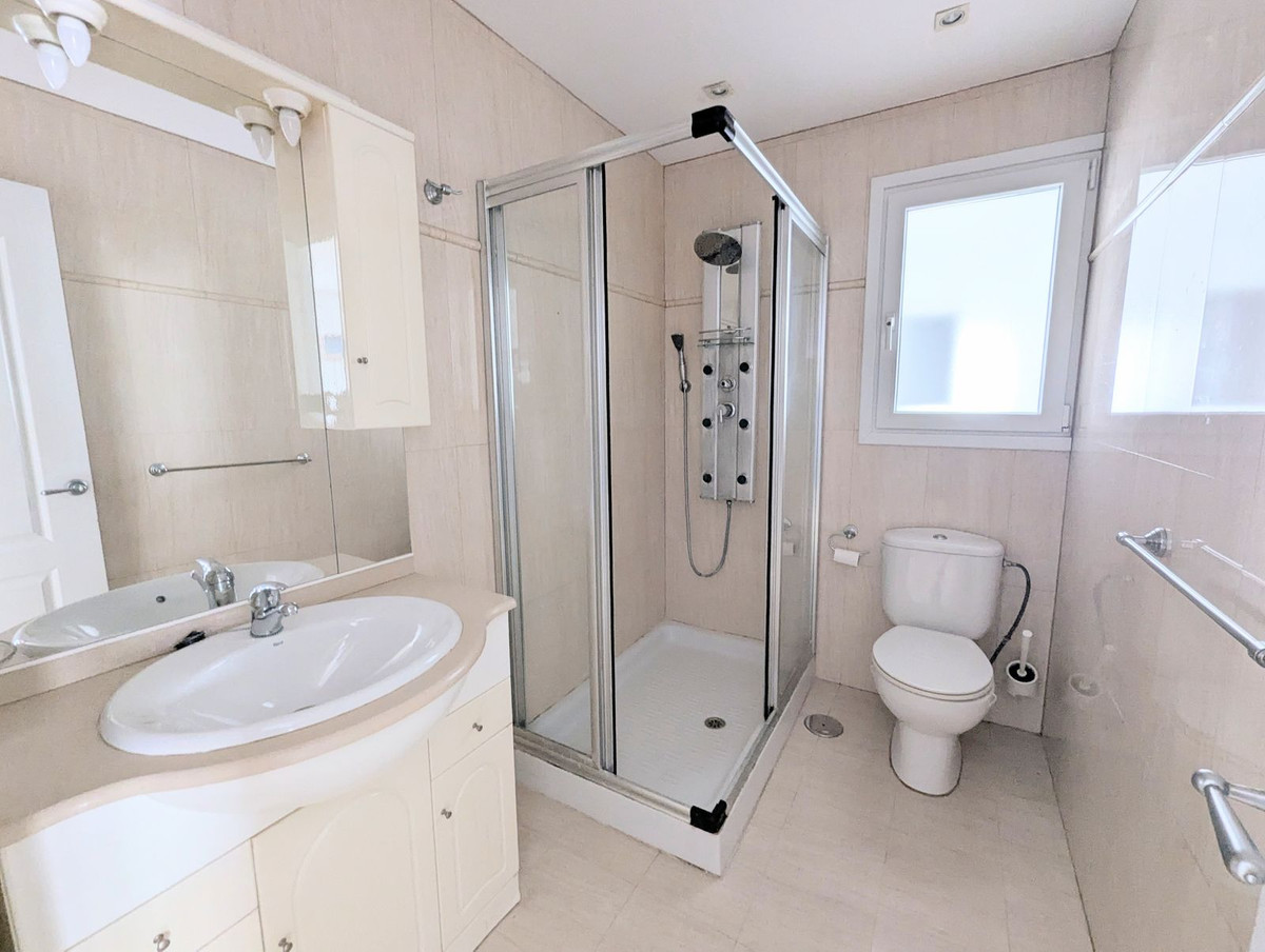 fcf338602a612eea9c297d6a44b095d3 - 43