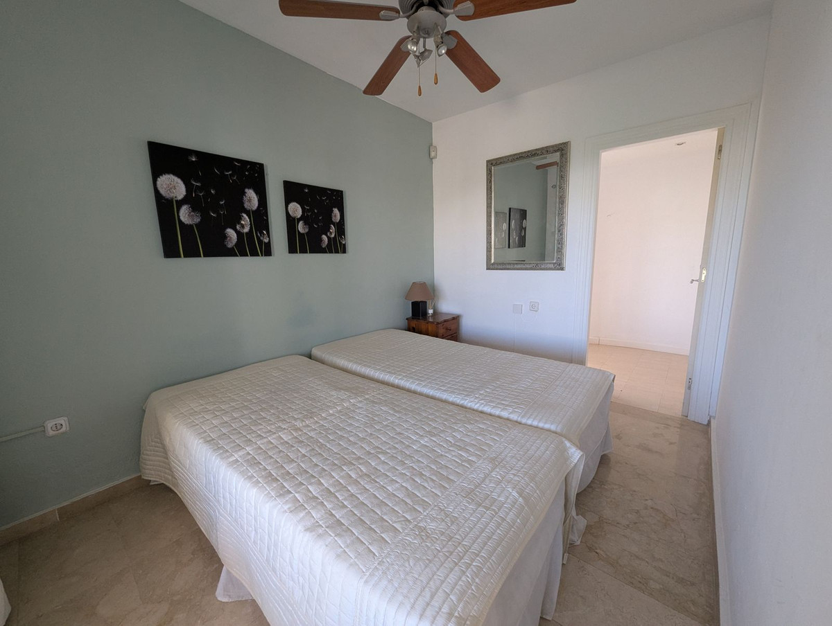 fcf338602a612eea9c297d6a44b095d3 - 44