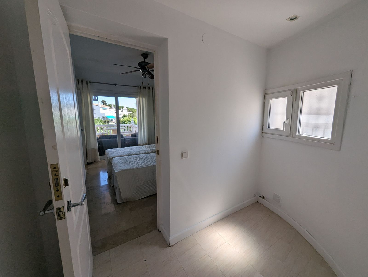 fcf338602a612eea9c297d6a44b095d3 - 49