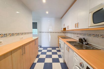 fd050d2aeaf92e2762f87c28de3e6b17 - 11