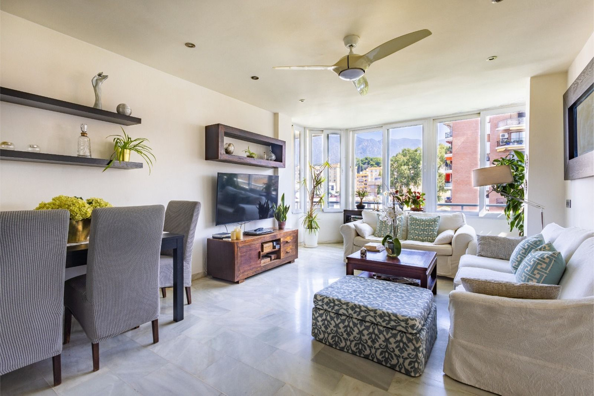 fd18129bdb202b4f963f22d5ad8ef1d1 - 2