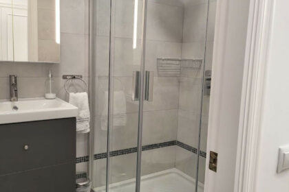 fd3aa3341c287c576548e07bb511c7ac - 14