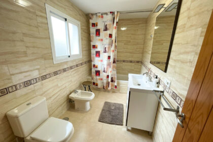 fd55b0921400374bef0b6c2923b1fa28 - 14