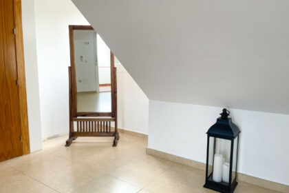 fd55b0921400374bef0b6c2923b1fa28 - 21