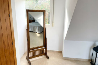 fd55b0921400374bef0b6c2923b1fa28 - 23