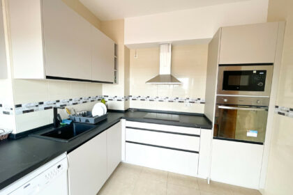 fd55b0921400374bef0b6c2923b1fa28 - 9