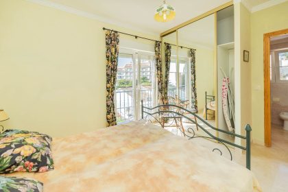 fdfc495d594fbd640ad2e209865f5fb2 - 10