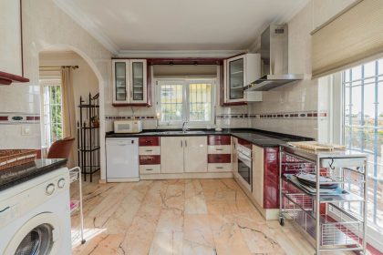 fdfc495d594fbd640ad2e209865f5fb2 - 15