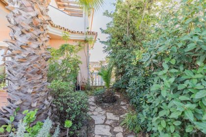 fdfc495d594fbd640ad2e209865f5fb2 - 29