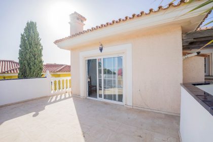 fdfc495d594fbd640ad2e209865f5fb2 - 31