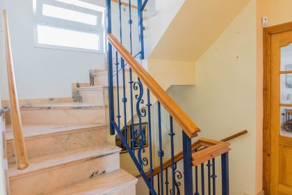 fdfc495d594fbd640ad2e209865f5fb2 - 42