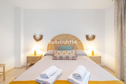 fe2cf11dfad9b7d982e0e5508a4d6b73 - 12