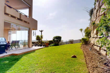 ff1509afa4978fc7030cf22d13fd8072 - 17