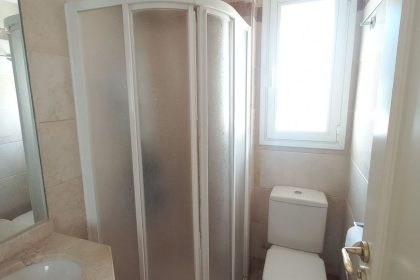 ffe9fe435b83b8dfa4783c040a575d01 - 18