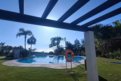 ffe9fe435b83b8dfa4783c040a575d01 - 8