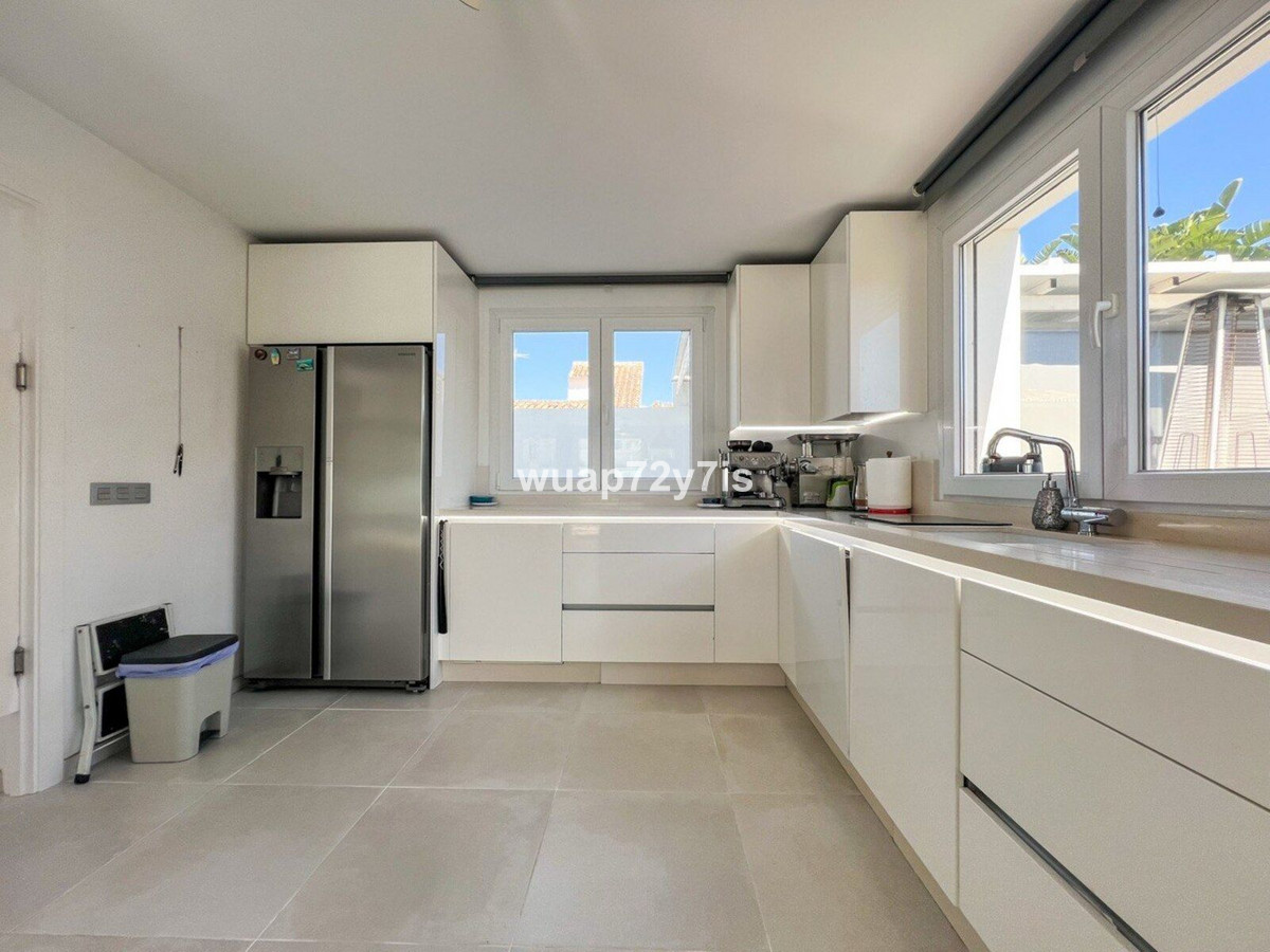 011ac8c3b0a3a7233134a618ecb4ab4c - 10