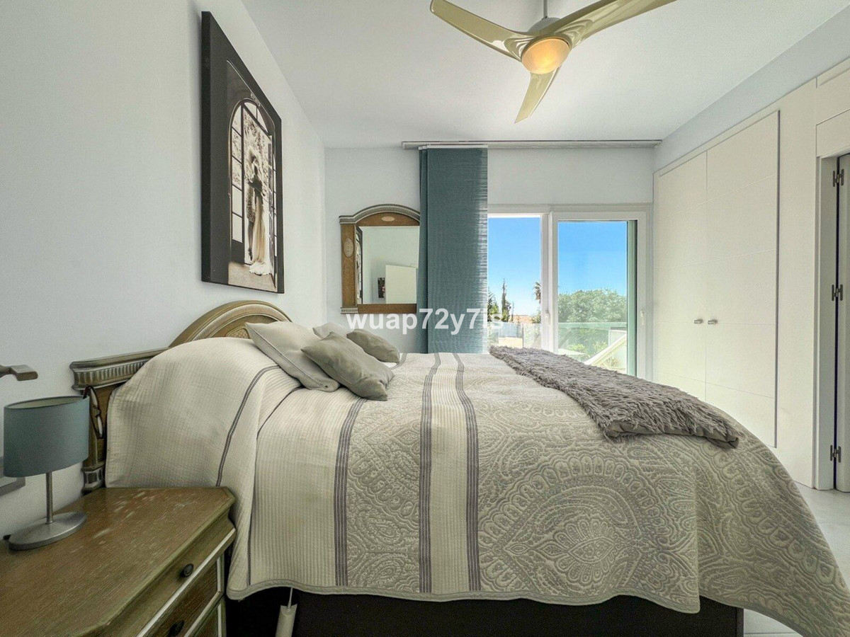 011ac8c3b0a3a7233134a618ecb4ab4c - 23