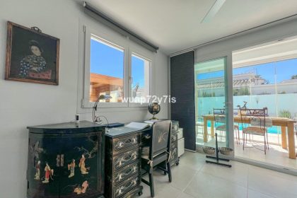 011ac8c3b0a3a7233134a618ecb4ab4c - 30