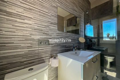 011ac8c3b0a3a7233134a618ecb4ab4c - 34