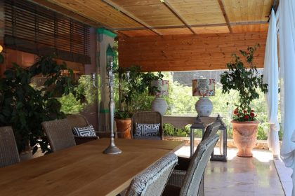 033fd3b97bbc0840ce22e187899651a0 - 10