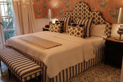 033fd3b97bbc0840ce22e187899651a0 - 18