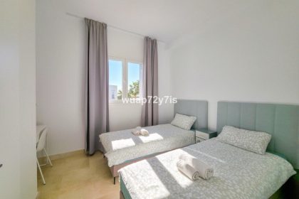 05ef814b496c28aef34541dd8750ca22 - 15