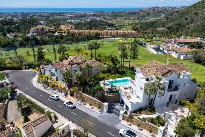 0a76e865a7ac69d34c861ceeb35b95f7 - 10