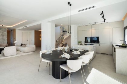 0a76e865a7ac69d34c861ceeb35b95f7 - 20