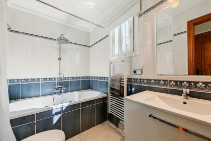 0ff6ea5376bc217248fda4a0351eb28a - 11