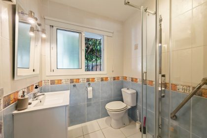 0ff6ea5376bc217248fda4a0351eb28a - 13