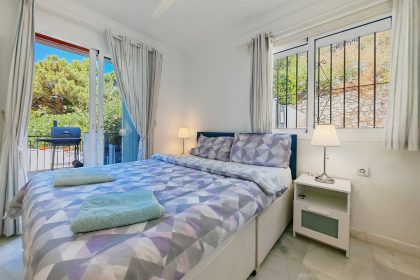 0ff6ea5376bc217248fda4a0351eb28a - 19