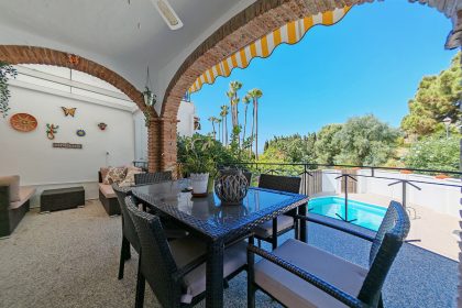 0ff6ea5376bc217248fda4a0351eb28a - 2