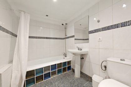 0ff6ea5376bc217248fda4a0351eb28a - 24