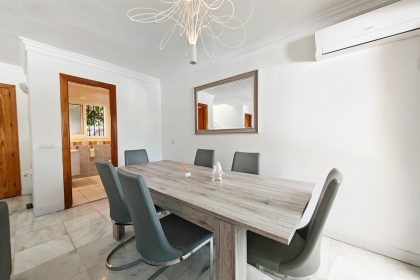 0ff6ea5376bc217248fda4a0351eb28a - 9