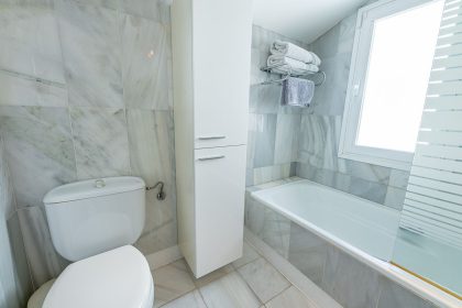 126704abdd1dee05a1b63cf4418f9e01 - 20